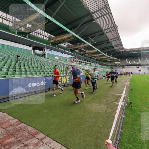 13.09.2026 - 21. swb-Marathon Bremen Michael Burmester http://msf.ph/oto/10306560 13.09.2026 12:59:19 Laufen im Stadion 141, 148, 191, 226, 232, 260, 342, 511, 672, 745, 789, 790, 972, 1080, 1119, 1166, 1191, 1199, 1209, 1281, 1493, 1494, 1516, 1642, 1647, 1931, 1933, 2088, 2210, 2289, 2343, 2367, 2397, 2425, 2481, 2517, 2570, 2577, 2686, 2771, 2806, 2807, 2827, 2885, 2899, 2914, 2953, 2961, 2979, 3015, 3021, 3098, 3120, 3124, 3138, 3148, 3186, 3190, 3233, 3273, 3338, 3435, 3516, 3531, 3534, 3560, 3652, 3655, 3695, 3861, 3930, 3933, 3934, 205 meine-sportfotos.de