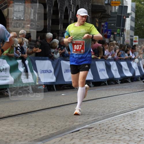 13.09.2026 - 21. swb-Marathon Bremen Strokosch-Dieckow http://msf.ph/oto/10306657 13.09.2026 13:00:16 Ziel 603, 735, 807, 1320, 1485, 1758, 1911, 1930, 7170, 8850, 9153, 1550, 1754, 2683, 5776, 7015 meine-sportfotos.de