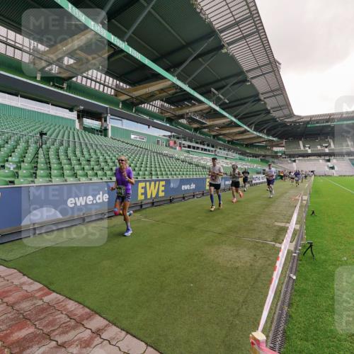 13.09.2026 - 21. swb-Marathon Bremen Michael Burmester http://msf.ph/oto/10306757 13.09.2026 12:59:52 Laufen im Stadion 135, 148, 191, 226, 232, 260, 342, 651, 745, 972, 1080, 1166, 1209, 1368, 1493, 1494, 1516, 1650, 1861, 1935, 1963, 2088, 2210, 2289, 2293, 2306, 2322, 2367, 2427, 2481, 2517, 2570, 2577, 2686, 2700, 2708, 2771, 2806, 2807, 2827, 2885, 2899, 2906, 2914, 2953, 2961, 2979, 3015, 3021, 3076, 3098, 3105, 3120, 3124, 3145, 3168, 3173, 3190, 3233, 3273, 3354, 3435, 3480, 3516, 3531, 3652, 3729, 3774, 3855, 3856, 3861, 3930, 3934 meine-sportfotos.de