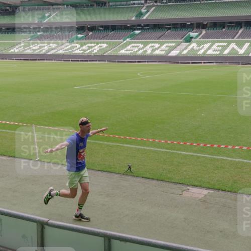 13.09.2026 - 21. swb-Marathon Bremen Michael Burmester http://msf.ph/oto/10306805 13.09.2026 12:28:47 Laufen im Stadion 358, 420, 520, 547, 553, 574, 649, 719, 858, 934, 959, 1161, 1253, 1256, 1352, 1391, 1428, 1525, 1724, 1783, 1917, 2032, 3662, 4264, 149, 447, 814, 968, 1187, 1313, 1544, 1840, 2044, 2143 meine-sportfotos.de