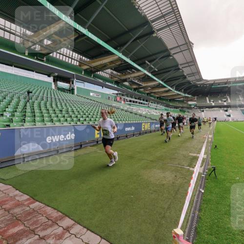 13.09.2026 - 21. swb-Marathon Bremen Michael Burmester http://msf.ph/oto/10306806 13.09.2026 13:00:00 Laufen im Stadion 135, 191, 226, 232, 260, 342, 651, 745, 972, 1080, 1166, 1209, 1368, 1493, 1494, 1516, 1650, 1861, 1935, 1963, 2088, 2210, 2289, 2293, 2306, 2322, 2367, 2427, 2481, 2517, 2570, 2577, 2686, 2700, 2708, 2806, 2827, 2885, 2899, 2906, 2914, 2953, 2961, 2967, 2979, 3015, 3021, 3076, 3098, 3105, 3120, 3124, 3145, 3168, 3173, 3190, 3233, 3273, 3354, 3385, 3435, 3480, 3516, 3531, 3642, 3652, 3729, 3774, 3855, 3856, 3861, 3930, 3934 meine-sportfotos.de