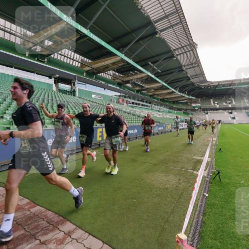 13.09.2026 - 21. swb-Marathon Bremen Michael Burmester http://msf.ph/oto/10306823 13.09.2026 13:00:03 Laufen im Stadion 135, 191, 226, 232, 260, 342, 651, 745, 972, 1080, 1166, 1209, 1368, 1493, 1494, 1516, 1650, 1861, 1935, 1963, 2088, 2210, 2289, 2293, 2306, 2322, 2367, 2427, 2481, 2490, 2517, 2570, 2577, 2658, 2686, 2700, 2708, 2781, 2806, 2827, 2885, 2899, 2906, 2914, 2953, 2961, 2967, 2979, 3015, 3021, 3076, 3098, 3105, 3120, 3124, 3145, 3168, 3173, 3190, 3233, 3273, 3354, 3385, 3435, 3480, 3516, 3531, 3642, 3652, 3729, 3774, 3855, 3856, 3861, 3930, 3934 meine-sportfotos.de
