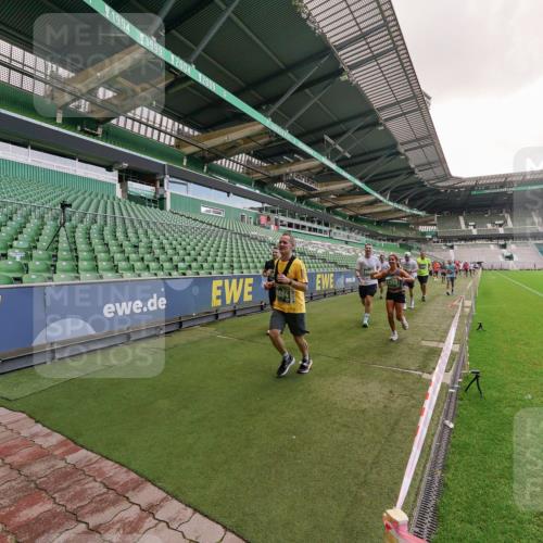 13.09.2026 - 21. swb-Marathon Bremen Michael Burmester http://msf.ph/oto/10306868 13.09.2026 13:00:09 Laufen im Stadion 135, 191, 226, 232, 242, 260, 342, 651, 687, 745, 972, 1080, 1166, 1209, 1368, 1493, 1494, 1516, 1650, 1861, 1935, 1963, 2088, 2210, 2289, 2293, 2306, 2322, 2367, 2409, 2427, 2481, 2485, 2490, 2517, 2560, 2570, 2577, 2658, 2686, 2700, 2708, 2781, 2806, 2827, 2885, 2899, 2906, 2914, 2953, 2961, 2967, 2979, 3015, 3021, 3076, 3098, 3105, 3124, 3145, 3168, 3173, 3190, 3233, 3273, 3354, 3385, 3435, 3480, 3516, 3524, 3531, 3642, 3652, 3729, 3774, 3855, 3856, 3861, 3930, 3934 meine-sportfotos.de