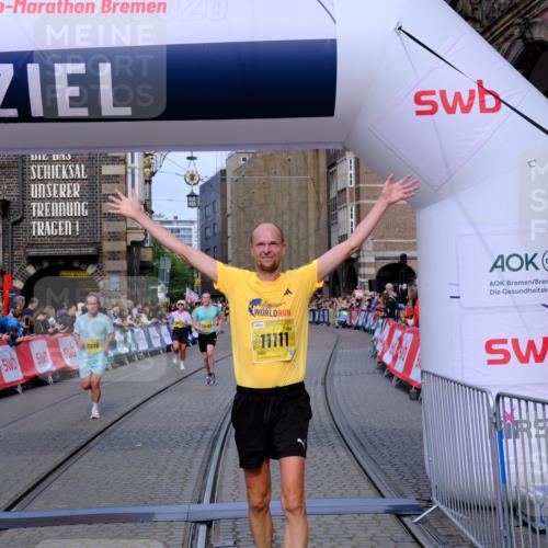 13.09.2026 - 21. swb-Marathon Bremen Tim E. http://msf.ph/oto/10306982 13.09.2026 10:50:30 Ziel 10170, 10876, 11111, 11128, 11178, 11415, 11497, 11499, 12240, 12269, 12510 meine-sportfotos.de