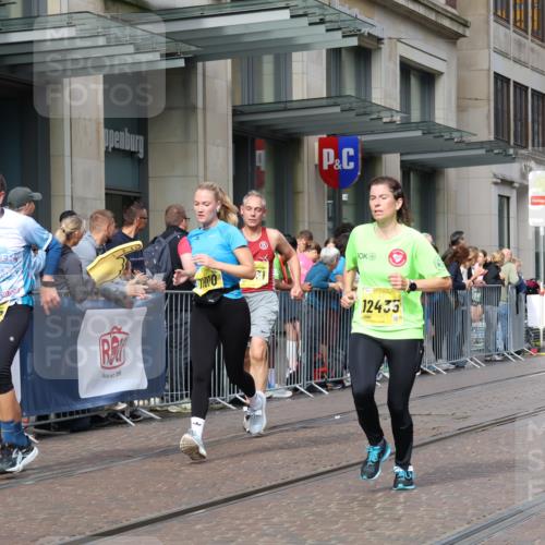 13.09.2026 - 21. swb-Marathon Bremen Strokosch-Dieckow http://msf.ph/oto/10307344 13.09.2026 10:53:55 Ziel 10359, 10503, 10577, 10631, 10749, 10822, 10837, 10884, 10947, 10996, 11010, 11099, 11118, 11290, 11329, 11361, 11476, 11765, 11843, 11989, 11998, 13531, 10141, 10174, 10222, 10227, 10255, 10478, 10579, 10684, 10685, 10708, 10838, 10845, 10905, 10947, 11206, 11242, 11446, 11489, 11502, 11596, 11950, 12075, 12119, 12244, 12331, 12341, 12356, 12405, 12435, 12492, 12515, 13597 meine-sportfotos.de
