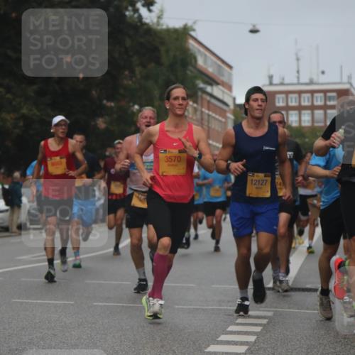 13.09.2026 - Kiel Lauf Markus Tischler http://msf.ph/oto/10307390 13.09.2026 10:30:39 Fleethörn 8683, 4, 30, 3570, 12127, 39, 4079 meine-sportfotos.de