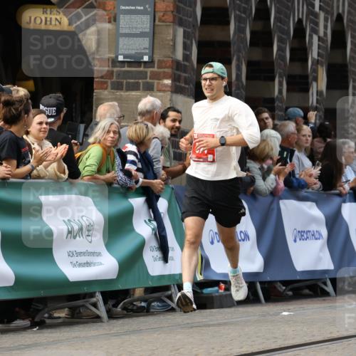13.09.2026 - 21. swb-Marathon Bremen Strokosch-Dieckow http://msf.ph/oto/10307454 13.09.2026 13:01:05 Ziel 371, 453, 2141, 4904, 8749, 9849, 1411, 1619, 3019, 4328, 5663 meine-sportfotos.de
