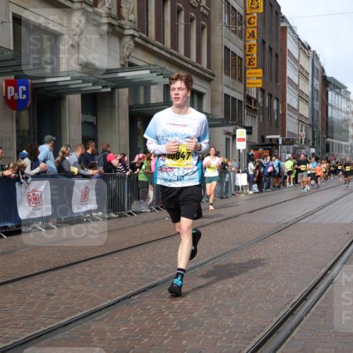 13.09.2026 - 21. swb-Marathon Bremen Strokosch-Dieckow http://msf.ph/oto/10307459 13.09.2026 10:53:58 Ziel 10359, 10503, 10577, 10631, 10749, 10837, 10884, 10996, 11099, 11118, 11290, 11329, 11361, 11476, 11765, 11843, 11989, 11998, 12265, 12328, 10141, 10174, 10227, 10255, 10478, 10579, 10684, 10685, 10708, 10822, 10838, 10905, 10947, 11010, 11206, 11489, 11502, 11596, 11950, 12075, 12244, 12331, 12341, 12356, 12405, 12435, 12492, 12515, 13531, 13597 meine-sportfotos.de