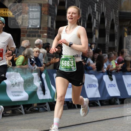 13.09.2026 - 21. swb-Marathon Bremen Strokosch-Dieckow http://msf.ph/oto/10307524 13.09.2026 13:01:07 Ziel 371, 453, 2141, 4904, 8749, 9849, 1411, 1619, 3019, 4328 meine-sportfotos.de