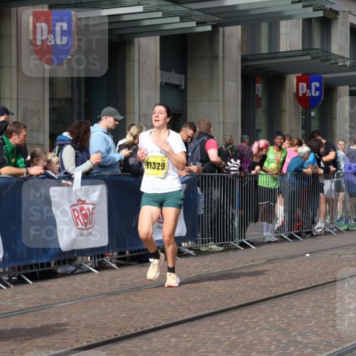 13.09.2026 - 21. swb-Marathon Bremen Strokosch-Dieckow http://msf.ph/oto/10307587 13.09.2026 10:54:02 Ziel 10067, 10146, 10359, 10410, 10503, 10577, 10631, 10749, 10765, 10837, 10884, 10996, 11039, 11099, 11118, 11329, 11361, 11476, 11593, 11765, 11843, 11989, 11998, 12265, 12328, 12467, 10174, 10255, 10478, 10579, 10684, 10685, 10708, 10822, 10905, 10947, 11010, 11206, 11290, 11489, 11596, 11950, 12075, 12244, 12331, 12341, 12356, 12405, 12435, 12492, 12515, 13531, 13597 meine-sportfotos.de