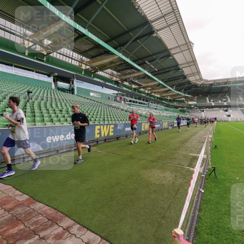 13.09.2026 - 21. swb-Marathon Bremen Michael Burmester http://msf.ph/oto/10307697 13.09.2026 13:02:28 Laufen im Stadion 150, 282, 318, 440, 531, 722, 930, 936, 946, 1006, 1014, 1067, 1163, 1250, 1436, 1448, 1460, 1582, 1611, 1896, 2033, 2047, 2062, 2276, 2292, 2345, 2364, 2370, 2378, 2421, 2491, 2513, 2561, 2627, 2638, 2666, 2668, 2779, 2900, 2987, 3013, 3044, 3114, 3135, 3163, 3164, 3187, 3248, 3258, 3294, 3334, 3372, 3374, 3375, 3392, 3460, 3496, 3526, 3527, 3576, 3585, 3603, 3667, 3721, 3806, 3852, 3893, 3938, 3970, 3983, 4000, 4077, 4133, 4506, 4558 meine-sportfotos.de