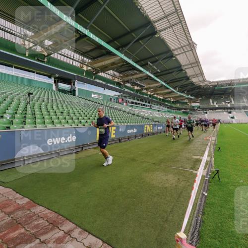 13.09.2026 - 21. swb-Marathon Bremen Michael Burmester http://msf.ph/oto/10307730 13.09.2026 13:02:34 Laufen im Stadion 150, 282, 440, 531, 722, 762, 930, 936, 940, 946, 1006, 1014, 1067, 1163, 1250, 1436, 1448, 1460, 1582, 1611, 1896, 2033, 2047, 2062, 2276, 2292, 2345, 2364, 2378, 2421, 2491, 2513, 2638, 2666, 2668, 2779, 2900, 2987, 3013, 3044, 3114, 3135, 3163, 3164, 3187, 3248, 3258, 3294, 3334, 3360, 3372, 3374, 3375, 3392, 3460, 3496, 3526, 3527, 3576, 3585, 3603, 3667, 3721, 3806, 3852, 3893, 3938, 3970, 3983, 4000, 4077, 4133, 4506, 4558 meine-sportfotos.de