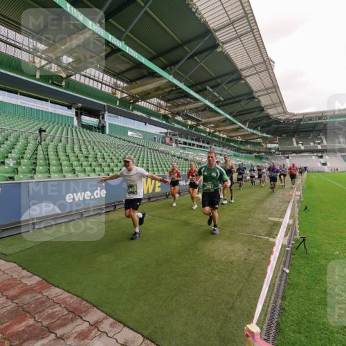 13.09.2026 - 21. swb-Marathon Bremen Michael Burmester http://msf.ph/oto/10307737 13.09.2026 13:02:36 Laufen im Stadion 150, 282, 531, 722, 762, 930, 936, 940, 946, 1006, 1014, 1067, 1163, 1250, 1436, 1448, 1460, 1582, 1611, 1896, 2033, 2047, 2062, 2276, 2292, 2345, 2364, 2378, 2421, 2491, 2513, 2638, 2666, 2668, 2779, 2900, 2987, 3013, 3044, 3114, 3135, 3163, 3164, 3187, 3248, 3258, 3294, 3334, 3360, 3372, 3374, 3375, 3392, 3460, 3496, 3526, 3527, 3576, 3585, 3603, 3667, 3721, 3806, 3852, 3893, 3938, 3970, 3983, 4000, 4077, 4133, 4506, 4558 meine-sportfotos.de