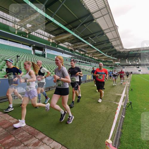 13.09.2026 - 21. swb-Marathon Bremen Michael Burmester http://msf.ph/oto/10307788 13.09.2026 13:02:41 Laufen im Stadion 150, 282, 531, 596, 722, 762, 930, 936, 940, 946, 1006, 1014, 1067, 1163, 1250, 1436, 1448, 1458, 1460, 1582, 1611, 1896, 2033, 2047, 2062, 2276, 2292, 2345, 2364, 2378, 2421, 2513, 2625, 2638, 2666, 2668, 2779, 2900, 2934, 2987, 3013, 3044, 3114, 3135, 3163, 3164, 3187, 3248, 3258, 3294, 3334, 3360, 3372, 3374, 3392, 3460, 3496, 3510, 3526, 3527, 3576, 3585, 3597, 3603, 3667, 3721, 3806, 3846, 3852, 3859, 3893, 3938, 3970, 3983, 4000, 4077, 4133, 4506, 4558 meine-sportfotos.de