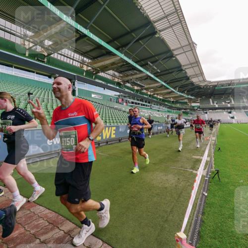 13.09.2026 - 21. swb-Marathon Bremen Michael Burmester http://msf.ph/oto/10307801 13.09.2026 13:02:42 Laufen im Stadion 150, 282, 531, 596, 722, 762, 930, 936, 940, 946, 1006, 1014, 1067, 1163, 1250, 1436, 1448, 1458, 1460, 1582, 1611, 1896, 2033, 2047, 2062, 2276, 2292, 2345, 2364, 2378, 2421, 2434, 2513, 2625, 2638, 2666, 2668, 2779, 2900, 2934, 2987, 3013, 3044, 3114, 3135, 3163, 3164, 3187, 3248, 3258, 3294, 3334, 3360, 3372, 3374, 3392, 3460, 3496, 3510, 3526, 3527, 3576, 3585, 3597, 3603, 3667, 3721, 3806, 3846, 3852, 3859, 3893, 3938, 3970, 3983, 4000, 4077, 4133, 4506, 4558 meine-sportfotos.de