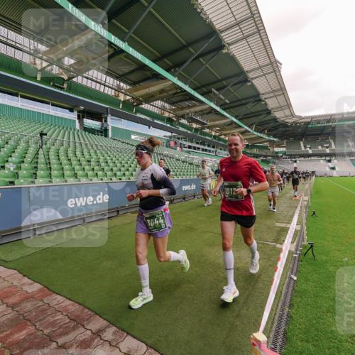 13.09.2026 - 21. swb-Marathon Bremen Michael Burmester http://msf.ph/oto/10307817 13.09.2026 13:02:44 Laufen im Stadion 150, 282, 531, 596, 722, 762, 930, 936, 940, 946, 1006, 1014, 1067, 1163, 1250, 1436, 1458, 1460, 1582, 1611, 1896, 2033, 2047, 2062, 2276, 2292, 2345, 2364, 2378, 2421, 2434, 2513, 2625, 2638, 2666, 2668, 2779, 2900, 2934, 2987, 3013, 3044, 3114, 3135, 3163, 3164, 3187, 3248, 3258, 3294, 3334, 3360, 3374, 3392, 3460, 3496, 3510, 3527, 3576, 3585, 3597, 3603, 3667, 3721, 3806, 3846, 3852, 3859, 3893, 3938, 3970, 3983, 4000, 4077, 4133, 4506, 4558 meine-sportfotos.de