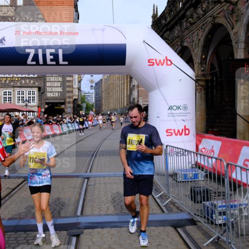 13.09.2026 - 21. swb-Marathon Bremen Tim E. http://msf.ph/oto/10307886 13.09.2026 10:51:20 Ziel 10200, 10471, 10515, 10537, 10808, 11087, 11170, 11339, 11537, 11625, 11626, 11801, 12004, 12179, 12303, 12351, 12407 meine-sportfotos.de