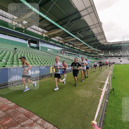 13.09.2026 - 21. swb-Marathon Bremen Michael Burmester http://msf.ph/oto/10307997 13.09.2026 13:03:03 Laufen im Stadion 150, 488, 531, 596, 722, 725, 762, 936, 940, 946, 1006, 1014, 1163, 1250, 1436, 1458, 1460, 1611, 1649, 1771, 2033, 2047, 2062, 2223, 2276, 2292, 2345, 2364, 2378, 2421, 2434, 2513, 2625, 2638, 2666, 2668, 2779, 2900, 2934, 2977, 2987, 3013, 3044, 3114, 3135, 3163, 3164, 3187, 3248, 3258, 3294, 3334, 3360, 3392, 3402, 3460, 3496, 3510, 3527, 3576, 3579, 3585, 3597, 3603, 3618, 3667, 3721, 3806, 3846, 3852, 3859, 3893, 3938, 3970, 3983, 4000, 4077, 4133, 4506, 4558 meine-sportfotos.de