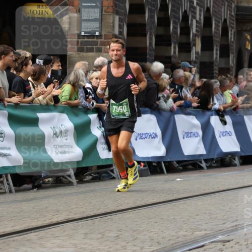 13.09.2026 - 21. swb-Marathon Bremen Strokosch-Dieckow http://msf.ph/oto/10308075 13.09.2026 13:01:38 Ziel 1411, 1619, 3019, 4328, 5663, 5996, 1614, 4696, 7950, 9137 meine-sportfotos.de