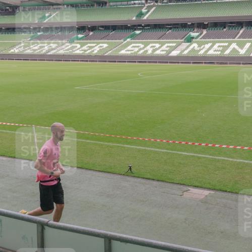 13.09.2026 - 21. swb-Marathon Bremen Michael Burmester http://msf.ph/oto/10308122 13.09.2026 12:39:14 Laufen im Stadion 277, 346, 453, 807, 895, 901, 1118, 1248, 1320, 1323, 1472, 1508, 1576, 1587, 1604, 1717, 1751, 1758, 1795, 1800, 1852, 1911, 2049, 2099, 2141, 2352, 2670, 3080, 3606, 3744, 5160, 5163, 5912, 6112, 6630, 7118, 7650, 8077, 8467, 9399, 9522, 9617, 9630, 10034, 13080, 365, 850, 1288, 1550, 1875, 1993, 4232, 7692, 7768, 8075, 13033 meine-sportfotos.de