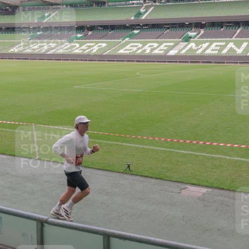 13.09.2026 - 21. swb-Marathon Bremen Michael Burmester http://msf.ph/oto/10308357 13.09.2026 12:40:03 Laufen im Stadion 126, 453, 603, 640, 671, 735, 807, 862, 901, 912, 1136, 1248, 1379, 1472, 1508, 1540, 1571, 1576, 1587, 1717, 1751, 1758, 1795, 1800, 1852, 1860, 1901, 1930, 1950, 2049, 2099, 3744, 4381, 5160, 5163, 5912, 6201, 6630, 7118, 7671, 8467, 9329, 9630, 10034, 13080, 13224, 365, 466, 658, 850, 1288, 1385, 1485, 1550, 1583, 1754, 1875, 1993, 2073, 3617, 4232, 7244, 7692, 7768, 8075, 8729, 13033 meine-sportfotos.de