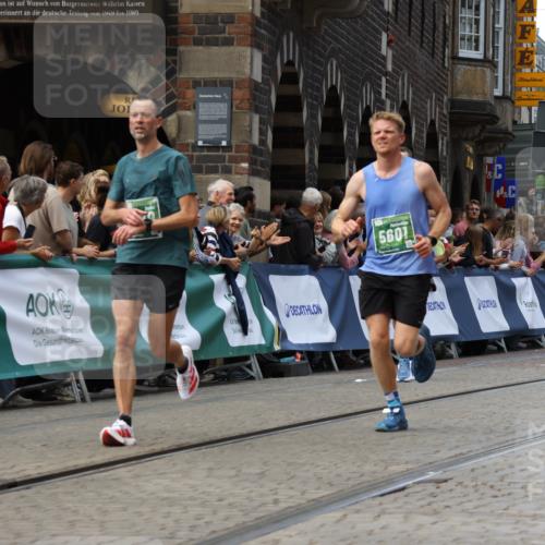 13.09.2026 - 21. swb-Marathon Bremen Strokosch-Dieckow http://msf.ph/oto/10308362 13.09.2026 13:01:53 Ziel 4118, 5369, 5996, 7950, 9137, 13063, 13168, 1667, 4739, 5601, 9233 meine-sportfotos.de