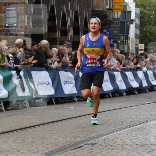 13.09.2026 - 21. swb-Marathon Bremen Strokosch-Dieckow http://msf.ph/oto/10308468 13.09.2026 13:02:11 Ziel 1614, 4696, 4739, 5601, 7950, 9137, 9233, 9583 meine-sportfotos.de