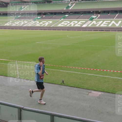 13.09.2026 - 21. swb-Marathon Bremen Michael Burmester http://msf.ph/oto/10308567 13.09.2026 12:40:38 Laufen im Stadion 126, 371, 453, 603, 640, 650, 671, 735, 744, 807, 862, 912, 957, 1136, 1336, 1379, 1381, 1508, 1540, 1571, 1614, 1797, 1800, 1852, 1860, 1901, 1930, 1950, 2049, 2099, 2986, 3744, 4381, 4399, 4795, 4936, 6201, 6630, 7118, 7671, 8065, 9065, 9329, 9630, 10034, 13080, 13224, 365, 466, 658, 850, 895, 1090, 1288, 1385, 1485, 1583, 1604, 1754, 2073, 2585, 2670, 3617, 7244, 7768, 8075, 8729 meine-sportfotos.de