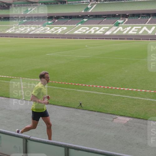 13.09.2026 - 21. swb-Marathon Bremen Michael Burmester http://msf.ph/oto/10308735 13.09.2026 12:41:00 Laufen im Stadion 126, 371, 453, 603, 640, 650, 671, 735, 744, 862, 912, 957, 1136, 1336, 1379, 1381, 1411, 1508, 1540, 1571, 1614, 1797, 1822, 1860, 1901, 1930, 1950, 2986, 3624, 4381, 4399, 4795, 4936, 6198, 6201, 6264, 6630, 7118, 7671, 8065, 9065, 9329, 9630, 10034, 13080, 13224, 346, 466, 658, 895, 1090, 1118, 1385, 1485, 1583, 1604, 1754, 2073, 2141, 2352, 2585, 2670, 3080, 3606, 3617, 6112, 7244, 7650, 7768, 8729 meine-sportfotos.de
