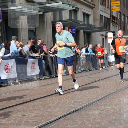 13.09.2026 - 21. swb-Marathon Bremen Strokosch-Dieckow http://msf.ph/oto/10308742 13.09.2026 10:54:41 Ziel 10555, 10646, 10901, 11001, 11569, 11620, 11860, 11889, 11908, 11976, 12313, 12800, 13592, 10067, 10146, 10410, 10503, 10589, 10608, 10631, 10704, 10765, 10837, 10884, 11039, 11040, 11174, 11389, 11569, 11593, 11874, 12038, 12265, 12328, 12467, 12519, 13526 meine-sportfotos.de