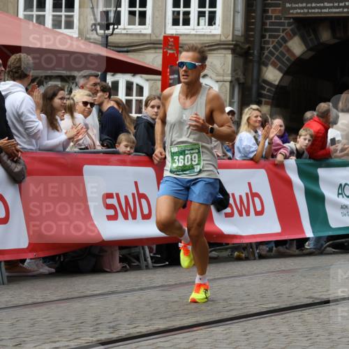 13.09.2026 - 21. swb-Marathon Bremen Strokosch-Dieckow http://msf.ph/oto/10308780 13.09.2026 13:02:33 Ziel 1667, 9583, 1795, 1850, 13237 meine-sportfotos.de