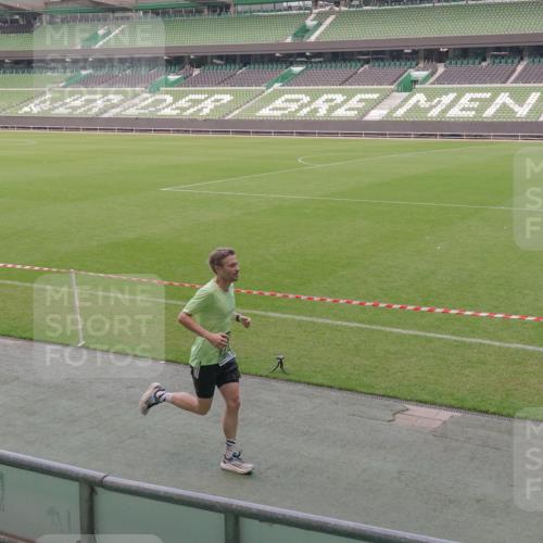 13.09.2026 - 21. swb-Marathon Bremen Michael Burmester http://msf.ph/oto/10308878 13.09.2026 12:41:39 Laufen im Stadion 126, 371, 603, 640, 650, 671, 735, 744, 862, 912, 957, 1136, 1336, 1381, 1411, 1571, 1614, 1619, 1667, 1797, 1822, 1850, 1860, 1862, 1901, 1930, 1950, 2094, 2986, 3368, 3624, 4381, 4399, 4795, 4936, 5672, 6198, 6201, 6264, 6929, 6991, 7141, 7671, 8065, 8383, 8394, 9065, 9329, 13224, 277, 346, 466, 658, 895, 901, 1090, 1118, 1248, 1320, 1323, 1385, 1472, 1576, 1587, 1604, 1717, 1751, 1754, 1911, 2141, 2352, 2585, 2670, 3080, 3606, 5160, 5163, 6112, 7650, 8729 meine-sportfotos.de
