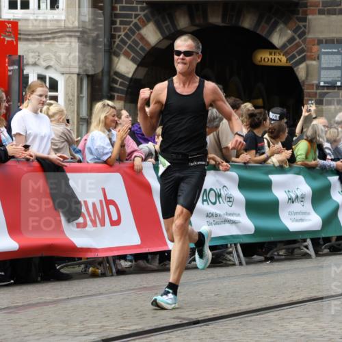 13.09.2026 - 21. swb-Marathon Bremen Strokosch-Dieckow http://msf.ph/oto/10308991 13.09.2026 13:02:48 Ziel 3609, 7841, 1381, 1862, 6918, 7265, 8319, 8325, 8331 meine-sportfotos.de