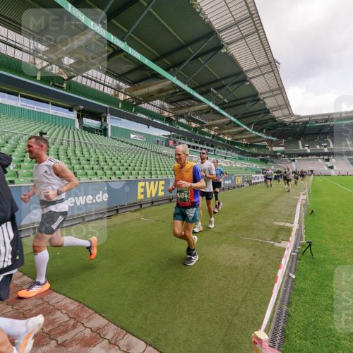 13.09.2026 - 21. swb-Marathon Bremen Michael Burmester http://msf.ph/oto/10309193 13.09.2026 13:05:29 Laufen im Stadion 109, 178, 217, 244, 287, 323, 394, 430, 454, 534, 536, 565, 578, 613, 647, 784, 891, 900, 1073, 1239, 1243, 1274, 1307, 1308, 1373, 1380, 1456, 1533, 1581, 1627, 1656, 1687, 1780, 1914, 1932, 1941, 2023, 2076, 2089, 2126, 2241, 2244, 2265, 2301, 2310, 2355, 2369, 2393, 2430, 2452, 2464, 2602, 2723, 2742, 2764, 2867, 2872, 2891, 2910, 2919, 2957, 2959, 2985, 3028, 3030, 3055, 3217, 3278, 3320, 3343, 3419, 3425, 3444, 3485, 3521, 3796, 3909 meine-sportfotos.de