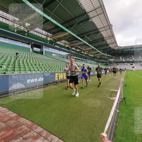 13.09.2026 - 21. swb-Marathon Bremen Michael Burmester http://msf.ph/oto/10309232 13.09.2026 13:05:35 Laufen im Stadion 109, 178, 217, 244, 287, 323, 394, 430, 454, 534, 536, 565, 578, 613, 647, 784, 891, 900, 1073, 1239, 1243, 1274, 1307, 1308, 1365, 1373, 1380, 1456, 1533, 1574, 1581, 1627, 1656, 1687, 1780, 1909, 1914, 1932, 1941, 2023, 2076, 2089, 2126, 2241, 2244, 2265, 2301, 2310, 2355, 2369, 2393, 2430, 2452, 2464, 2602, 2723, 2742, 2764, 2867, 2872, 2910, 2919, 2957, 2959, 2985, 3028, 3030, 3055, 3217, 3278, 3320, 3343, 3419, 3425, 3444, 3485, 3521, 3796, 3909 meine-sportfotos.de