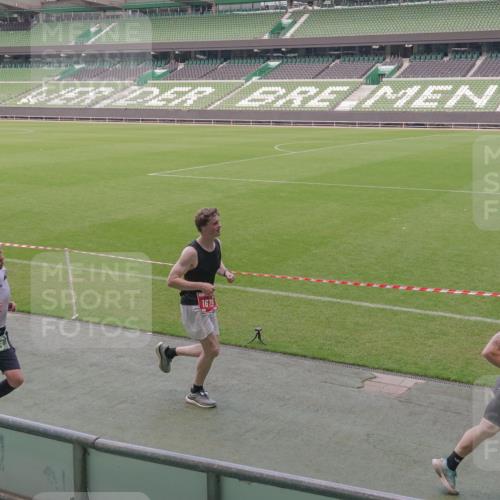 13.09.2026 - 21. swb-Marathon Bremen Michael Burmester http://msf.ph/oto/10309304 13.09.2026 12:42:35 Laufen im Stadion 439, 749, 819, 1009, 1223, 1224, 1411, 1562, 1619, 1667, 1712, 1745, 1797, 1822, 1850, 1862, 1879, 1921, 2094, 2207, 2651, 2683, 2986, 3251, 3368, 3584, 3624, 3688, 4096, 4399, 4795, 4847, 5316, 5663, 5672, 5828, 6198, 6264, 6359, 6929, 6991, 7141, 8311, 8383, 8394, 8689, 8749, 8994, 9065, 9120, 9200, 9533, 9849, 277, 346, 453, 807, 895, 901, 1118, 1248, 1320, 1323, 1472, 1576, 1587, 1717, 1751, 1911, 2141, 2352, 2670, 3080, 3606, 5160, 5163, 5912, 6112, 7650 meine-sportfotos.de