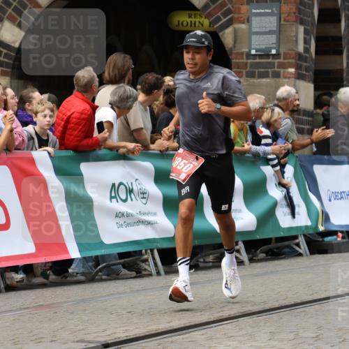 13.09.2026 - 21. swb-Marathon Bremen Strokosch-Dieckow http://msf.ph/oto/10309321 13.09.2026 13:03:09 Ziel 1381, 1795, 1850, 1862, 6918, 7265, 8319, 8325, 8331, 13237, 7206, 7478, 8028 meine-sportfotos.de