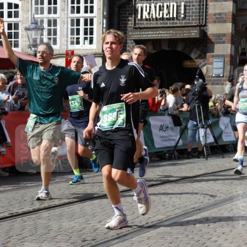 13.09.2026 - 21. swb-Marathon Bremen Strokosch-Dieckow http://msf.ph/oto/10309378 13.09.2026 13:30:33 Ziel 881, 1308, 1611, 1909, 1938, 2265, 2364, 2900, 4763, 5039, 5348, 5615, 6225, 6720, 6942, 6992, 6994, 7184, 7609, 7932, 7966, 8090, 8105, 8115, 8441, 8494, 9015, 9125, 9412, 9529, 800, 834, 1533, 1771, 1841, 1926, 1941, 2369, 2452, 2723, 2985, 4206, 4332, 4342, 4757, 4920, 5551, 5681, 5802, 5822, 6134, 6343, 6347, 6523, 7012, 7253, 7567, 7645, 9653, 9692, 9699, 9825, 13090 meine-sportfotos.de