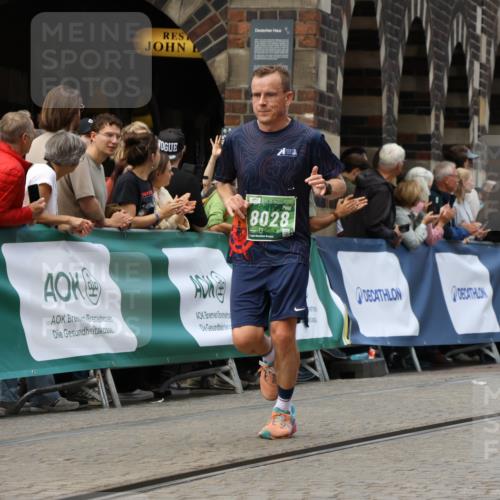 13.09.2026 - 21. swb-Marathon Bremen Strokosch-Dieckow http://msf.ph/oto/10309425 13.09.2026 13:03:11 Ziel 1381, 1795, 1850, 1862, 6918, 7265, 8319, 8325, 8331, 13237, 1372, 7206, 7478, 7715, 8028 meine-sportfotos.de
