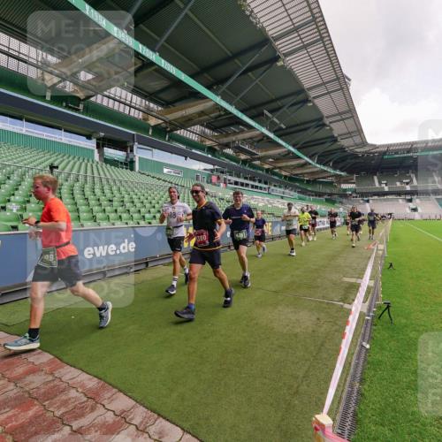 13.09.2026 - 21. swb-Marathon Bremen Michael Burmester http://msf.ph/oto/10309553 13.09.2026 13:06:13 Laufen im Stadion 109, 178, 217, 244, 287, 303, 310, 323, 372, 394, 430, 454, 536, 578, 613, 647, 784, 831, 891, 900, 1073, 1083, 1205, 1239, 1243, 1274, 1307, 1308, 1365, 1369, 1380, 1437, 1533, 1545, 1574, 1581, 1627, 1656, 1780, 1823, 1848, 1871, 1909, 1914, 1932, 1941, 2023, 2076, 2089, 2090, 2126, 2241, 2244, 2265, 2275, 2301, 2310, 2355, 2356, 2393, 2440, 2464, 2602, 2707, 2723, 2742, 2764, 2867, 2902, 2959, 2985, 3030, 3055, 3278, 3320, 3343, 3444, 3485 meine-sportfotos.de