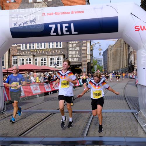 13.09.2026 - 21. swb-Marathon Bremen Tim E. http://msf.ph/oto/10309641 13.09.2026 10:52:46 Ziel 10761, 10812, 10958, 11109, 11350, 11604, 11605, 11610, 11669, 12319, 12361, 12439, 12533 meine-sportfotos.de