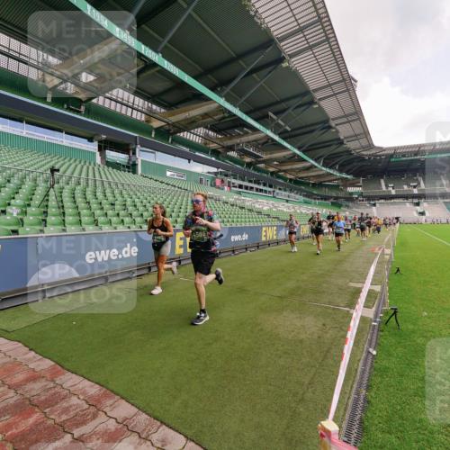 13.09.2026 - 21. swb-Marathon Bremen Michael Burmester http://msf.ph/oto/10309731 13.09.2026 13:06:35 Laufen im Stadion 109, 132, 156, 217, 244, 287, 303, 310, 323, 372, 394, 430, 454, 536, 578, 613, 647, 716, 784, 831, 834, 891, 900, 922, 1073, 1083, 1189, 1205, 1243, 1274, 1308, 1365, 1369, 1380, 1387, 1437, 1533, 1545, 1574, 1581, 1600, 1823, 1841, 1848, 1871, 1909, 1926, 1938, 2070, 2076, 2090, 2219, 2241, 2244, 2265, 2275, 2301, 2310, 2318, 2355, 2356, 2393, 2440, 2464, 2699, 2707, 2721, 2731, 2742, 2764, 2818, 2902, 2911, 2960, 2985, 3030, 3055, 3278, 3444, 3485 meine-sportfotos.de