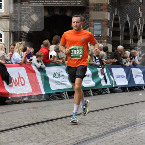 13.09.2026 - 21. swb-Marathon Bremen Strokosch-Dieckow http://msf.ph/oto/10309763 13.09.2026 13:03:34 Ziel 7206, 7478, 8028, 8756, 9200, 1090, 1587, 5024, 5143, 5719, 6973, 8096 meine-sportfotos.de