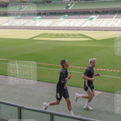 13.09.2026 - 21. swb-Marathon Bremen Michael Burmester http://msf.ph/oto/10309820 13.09.2026 12:43:38 Laufen im Stadion 439, 623, 678, 681, 749, 819, 969, 1009, 1223, 1224, 1372, 1498, 1562, 1619, 1712, 1745, 1770, 1879, 1921, 2098, 2207, 2651, 2683, 3251, 3368, 3500, 3584, 3688, 4096, 4118, 4739, 4847, 4904, 5143, 5199, 5316, 5369, 5601, 5663, 5776, 5828, 6359, 6579, 6929, 6973, 6991, 7015, 7170, 7841, 7950, 8028, 8311, 8383, 8689, 8749, 8850, 8994, 9120, 9137, 9153, 9200, 9233, 9533, 9849, 13063, 13237, 126, 371, 453, 603, 640, 650, 671, 735, 744, 807, 862, 912, 1136, 1336, 5912 meine-sportfotos.de