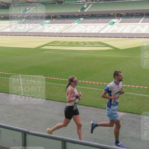 13.09.2026 - 21. swb-Marathon Bremen Michael Burmester http://msf.ph/oto/10309949 13.09.2026 12:43:54 Laufen im Stadion 439, 493, 623, 678, 681, 749, 819, 969, 1009, 1223, 1224, 1301, 1335, 1372, 1498, 1562, 1696, 1712, 1745, 1770, 1879, 1921, 2098, 2207, 2651, 2683, 3251, 3500, 3584, 3688, 4096, 4118, 4328, 4739, 4847, 4904, 5143, 5199, 5316, 5369, 5601, 5663, 5776, 5828, 5996, 6359, 6579, 6973, 7015, 7170, 7265, 7715, 7841, 7950, 8028, 8689, 8749, 8850, 8994, 9120, 9137, 9153, 9200, 9233, 9533, 9849, 13063, 13237, 126, 371, 453, 603, 640, 650, 671, 735, 744, 807, 862, 912, 957, 1136, 1336 meine-sportfotos.de