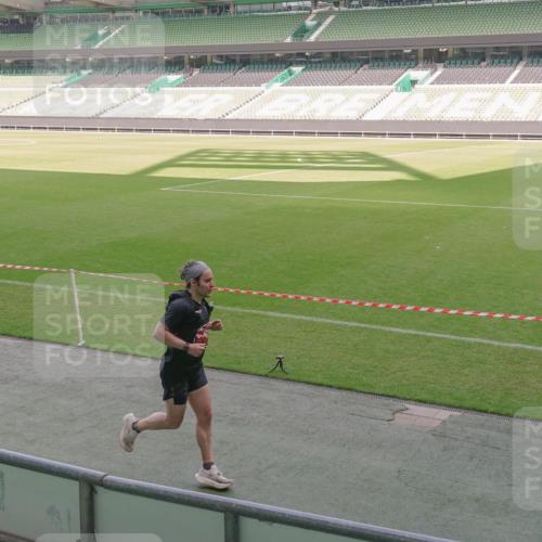 13.09.2026 - 21. swb-Marathon Bremen Michael Burmester http://msf.ph/oto/10310068 13.09.2026 12:44:17 Laufen im Stadion 339, 493, 623, 678, 681, 715, 819, 969, 1264, 1301, 1335, 1372, 1498, 1562, 1696, 1770, 1879, 1921, 1937, 1975, 2098, 2651, 2683, 3092, 3251, 3500, 3584, 3688, 4096, 4118, 4328, 4739, 4904, 5143, 5199, 5316, 5369, 5601, 5663, 5776, 5996, 6359, 6579, 6973, 7015, 7170, 7206, 7265, 7715, 7841, 7950, 8028, 8689, 8749, 8850, 9137, 9153, 9200, 9233, 9533, 9583, 9849, 13063, 13168, 13237, 126, 371, 453, 603, 640, 650, 671, 735, 744, 862, 912, 957, 1136, 1336, 1411, 1822 meine-sportfotos.de