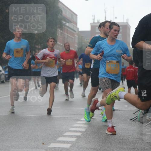 13.09.2026 - Kiel Lauf Markus Tischler http://msf.ph/oto/10310139 13.09.2026 10:35:27 Fleethörn 9657, 8146, 729, 38, 1479, 38, 12 meine-sportfotos.de