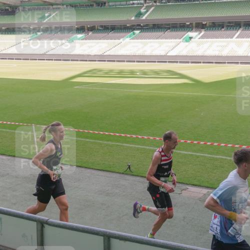 13.09.2026 - 21. swb-Marathon Bremen Michael Burmester http://msf.ph/oto/10310296 13.09.2026 12:44:43 Laufen im Stadion 280, 339, 474, 493, 508, 623, 678, 681, 715, 788, 819, 969, 1264, 1301, 1335, 1372, 1498, 1696, 1770, 1937, 1975, 2020, 2098, 3092, 3271, 3500, 3609, 4118, 4328, 4739, 4904, 5092, 5143, 5199, 5369, 5601, 5776, 5996, 6579, 6918, 6973, 7015, 7170, 7206, 7265, 7478, 7715, 7841, 7950, 8028, 8054, 8096, 8850, 9070, 9129, 9137, 9153, 9233, 9306, 9583, 9642, 9849, 13063, 13168, 13237, 126, 371, 603, 640, 650, 671, 735, 744, 862, 912, 957, 1136, 1336, 1411, 1667, 1822 meine-sportfotos.de