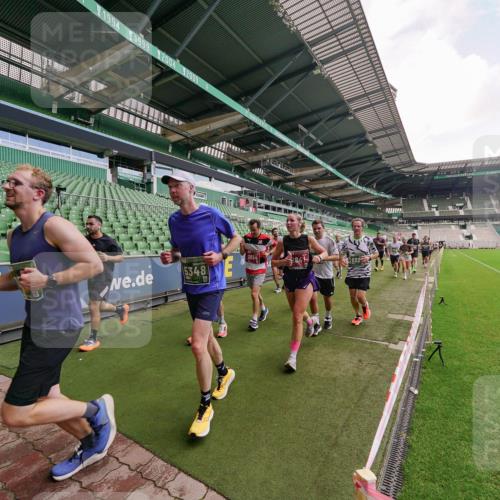 13.09.2026 - 21. swb-Marathon Bremen Michael Burmester http://msf.ph/oto/10310299 13.09.2026 13:07:42 Laufen im Stadion 132, 156, 303, 310, 372, 489, 551, 607, 682, 716, 800, 808, 809, 831, 834, 846, 884, 911, 922, 1083, 1173, 1189, 1205, 1210, 1285, 1289, 1322, 1364, 1365, 1369, 1387, 1395, 1437, 1532, 1545, 1559, 1574, 1600, 1688, 1823, 1831, 1841, 1848, 1854, 1871, 1899, 1909, 1926, 1938, 2003, 2041, 2070, 2090, 2215, 2219, 2229, 2275, 2283, 2318, 2356, 2366, 2405, 2440, 2492, 2565, 2611, 2635, 2699, 2707, 2721, 2727, 2731, 2755, 2782, 2802, 2818, 2831, 2866, 2902, 2911, 2949, 2960 meine-sportfotos.de