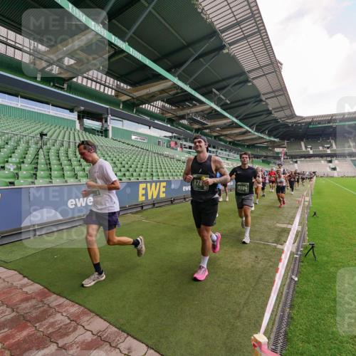 13.09.2026 - 21. swb-Marathon Bremen Michael Burmester http://msf.ph/oto/10310365 13.09.2026 13:07:49 Laufen im Stadion 132, 156, 303, 310, 372, 489, 551, 607, 682, 716, 800, 808, 809, 831, 834, 846, 884, 911, 922, 1083, 1124, 1173, 1189, 1205, 1210, 1285, 1289, 1322, 1364, 1369, 1387, 1395, 1437, 1532, 1545, 1559, 1600, 1688, 1823, 1831, 1841, 1848, 1854, 1871, 1899, 1926, 1938, 2003, 2041, 2070, 2090, 2215, 2219, 2229, 2275, 2283, 2318, 2356, 2366, 2405, 2440, 2492, 2565, 2611, 2635, 2699, 2707, 2721, 2727, 2731, 2755, 2782, 2802, 2818, 2831, 2866, 2897, 2902, 2911, 2930, 2949, 2960 meine-sportfotos.de